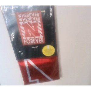 Nebraska Forever House Flag / Huskers Alumni Hall